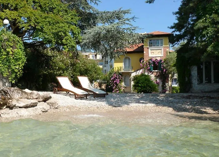 Villa Ondina - Wonderful Villa With Private Beach And Big Garden
