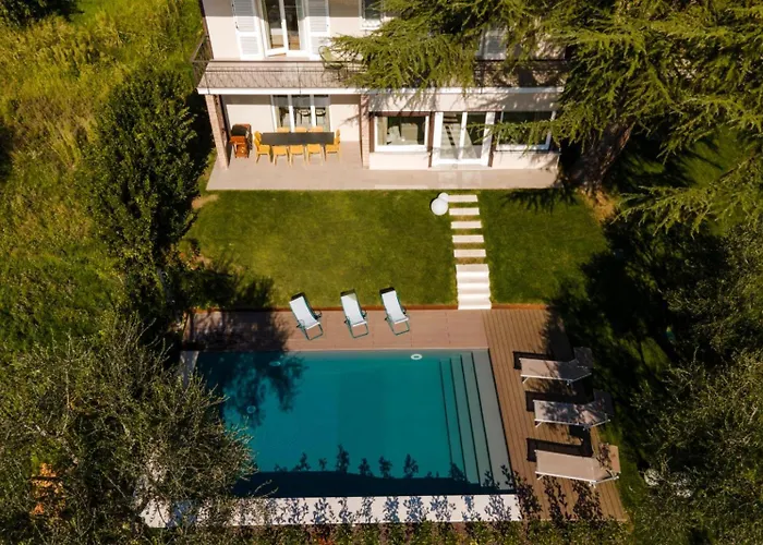 Villa Dei Lauri - Villa Vista Lago Con Piscina